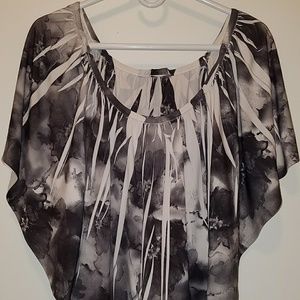 Winged sleeves